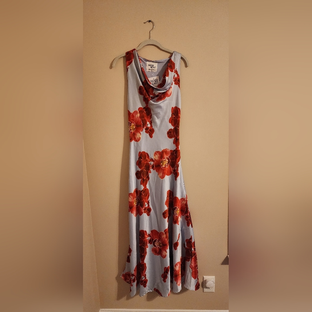 Floral Sleeveless Maxi Dress - Red and Gray - Picture 4 of 4